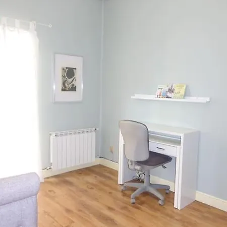 Antolin Yellow Door *