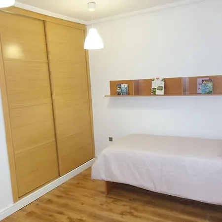 Antolin Yellow Door Appartement