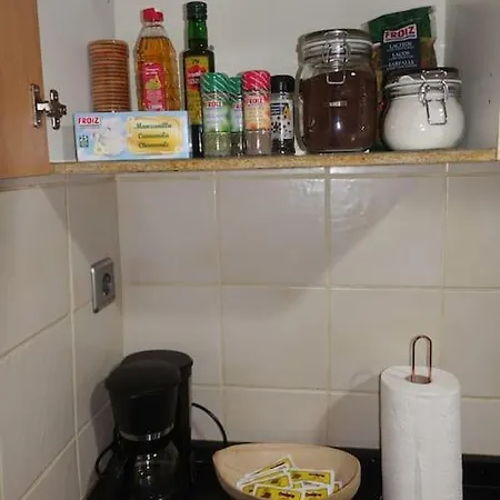 Apartament Antolin Yellow Door