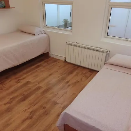 Antolin Yellow Door Appartement