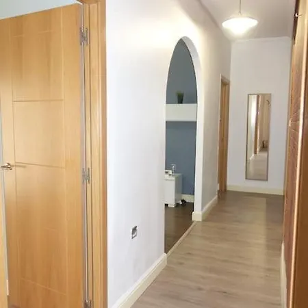 Antolin Yellow Door Апартаменты *