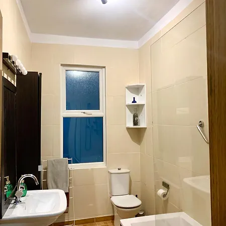 Antolin Yellow Door Apartament *